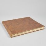 1082 7516 Bok